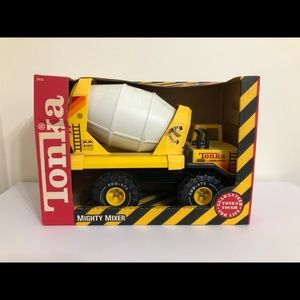 1990 Tonka Mighty Mixer